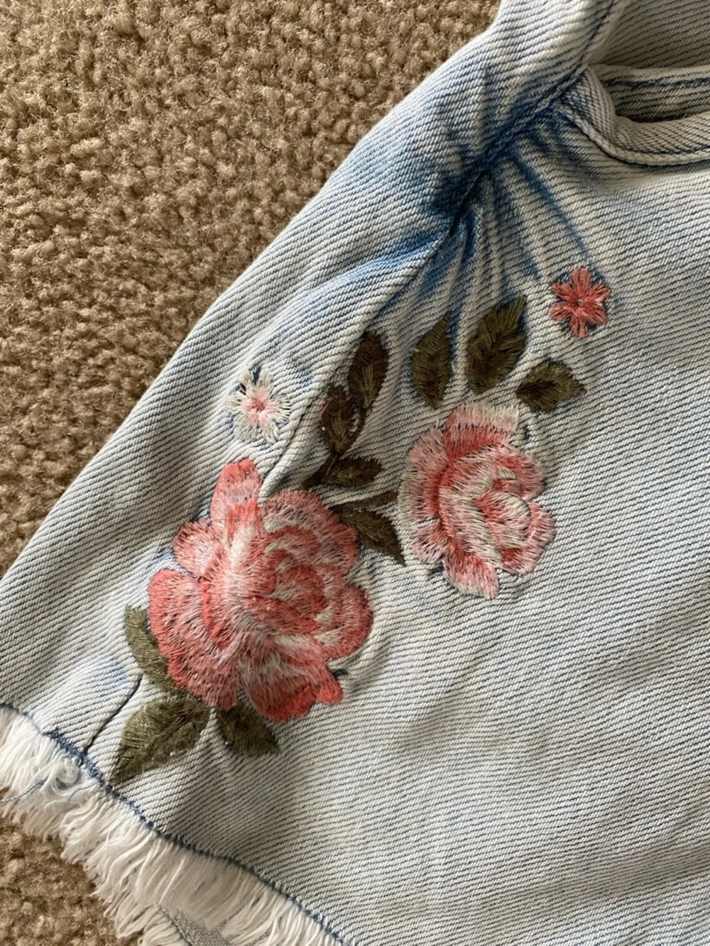 Driftwood Raphy Shortall Floral Embroidered Overalls - Picture 6 of 9